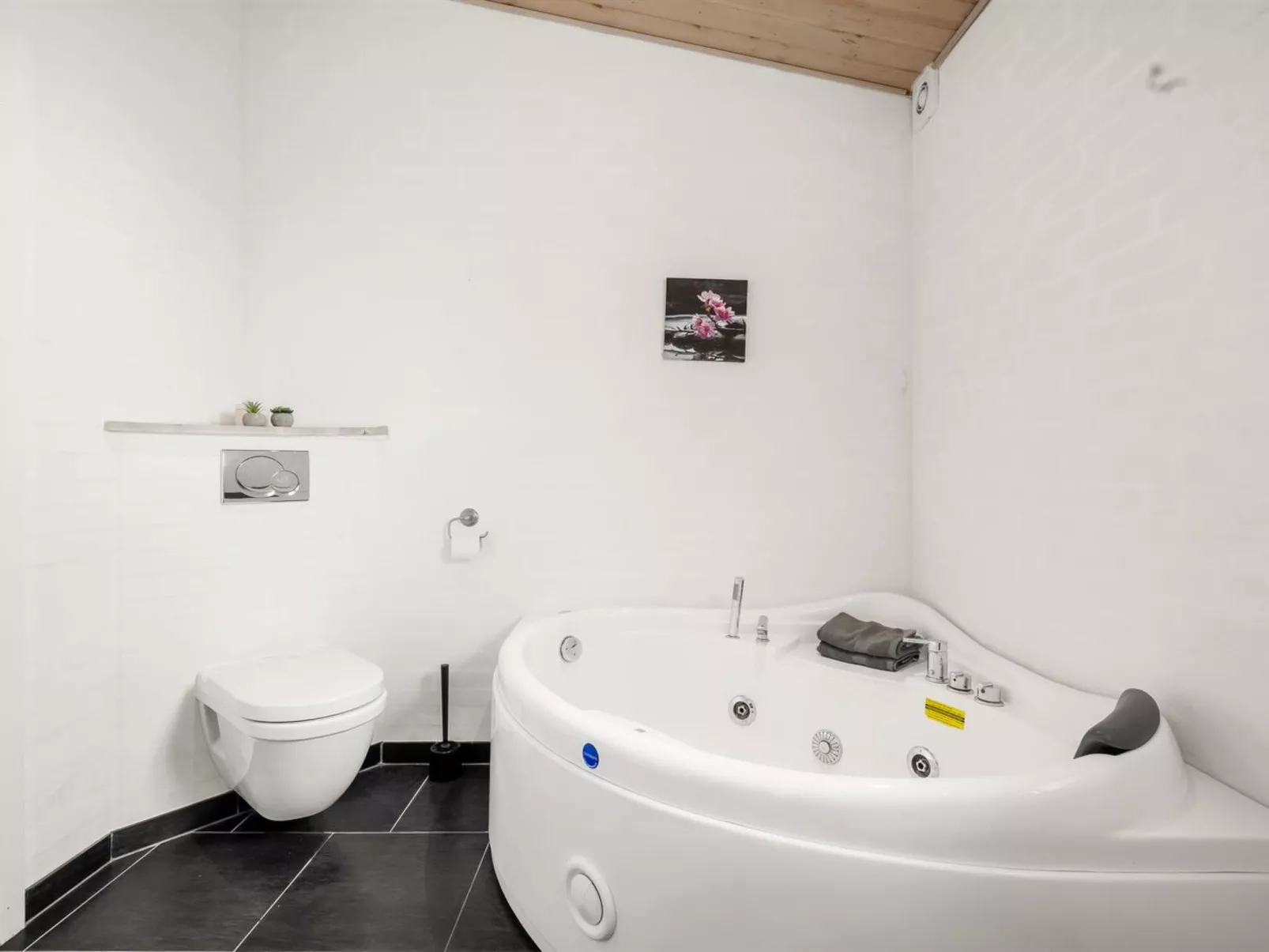 "Marjatta" - 3.2km from the sea - Inside