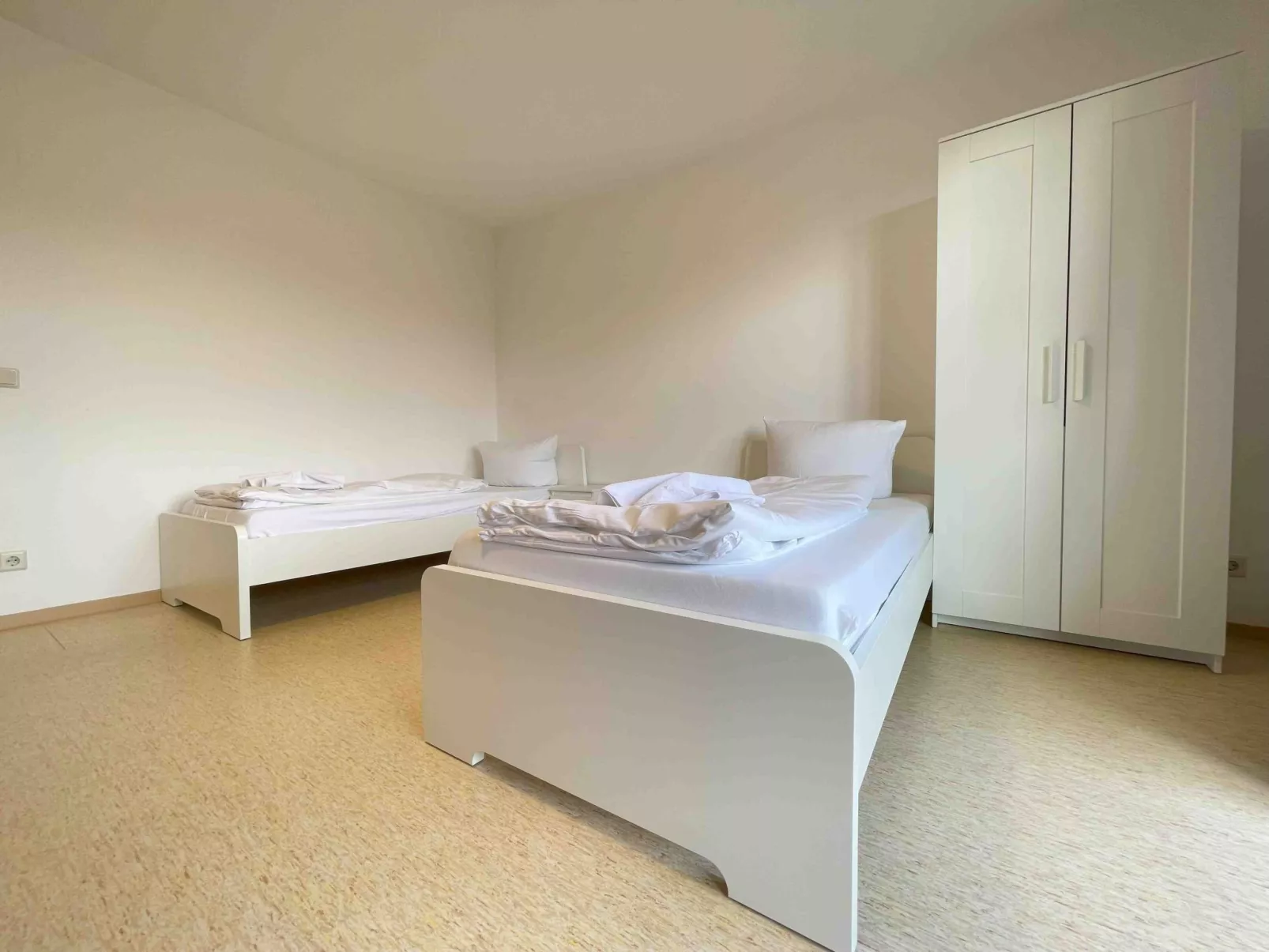 STA1043 - Image-tags.info