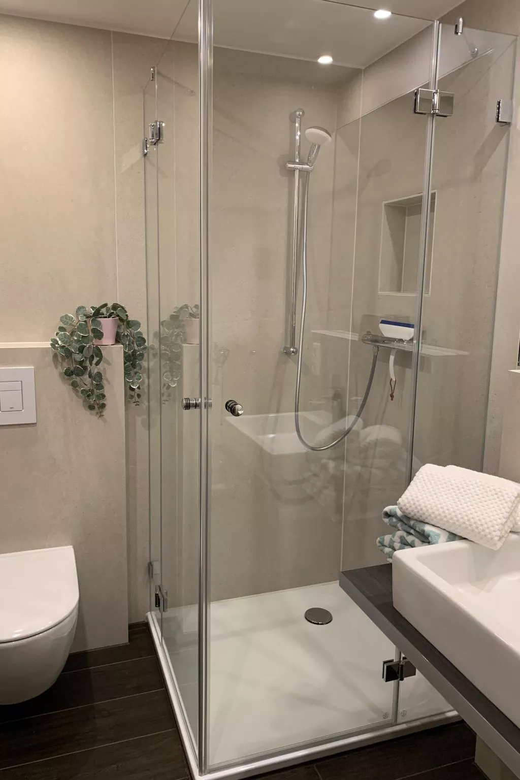 Moderne 2-Zimmer Ferienwohnung - Image-tags.info