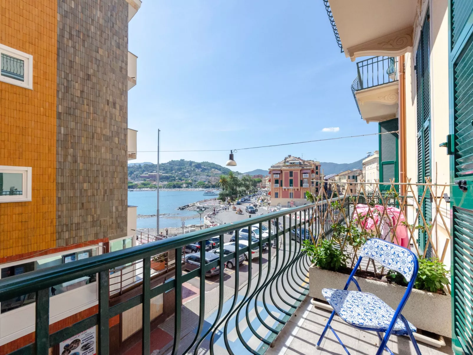 Charmante Wohnung mit Meerblick und Garage - Image-tags.info