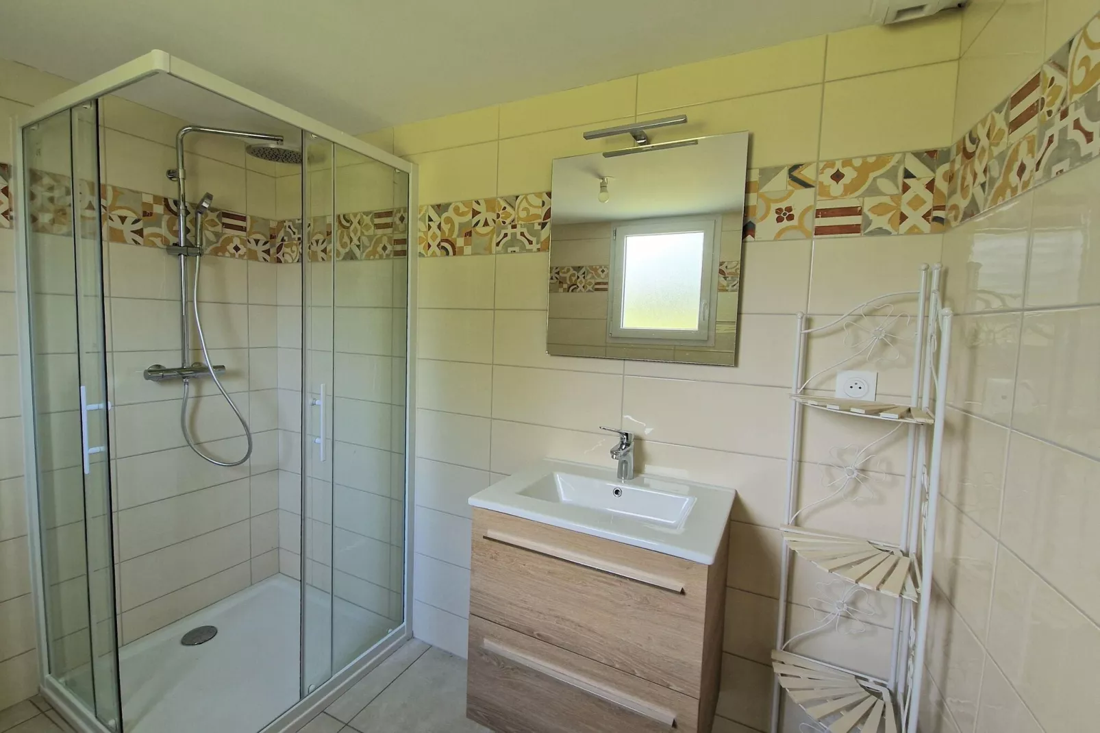 Maison de vacances en campagne Guerlesquin-Bathroom