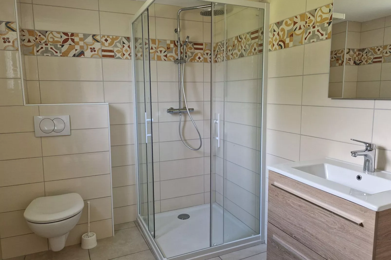 Maison de vacances en campagne Guerlesquin-Bathroom