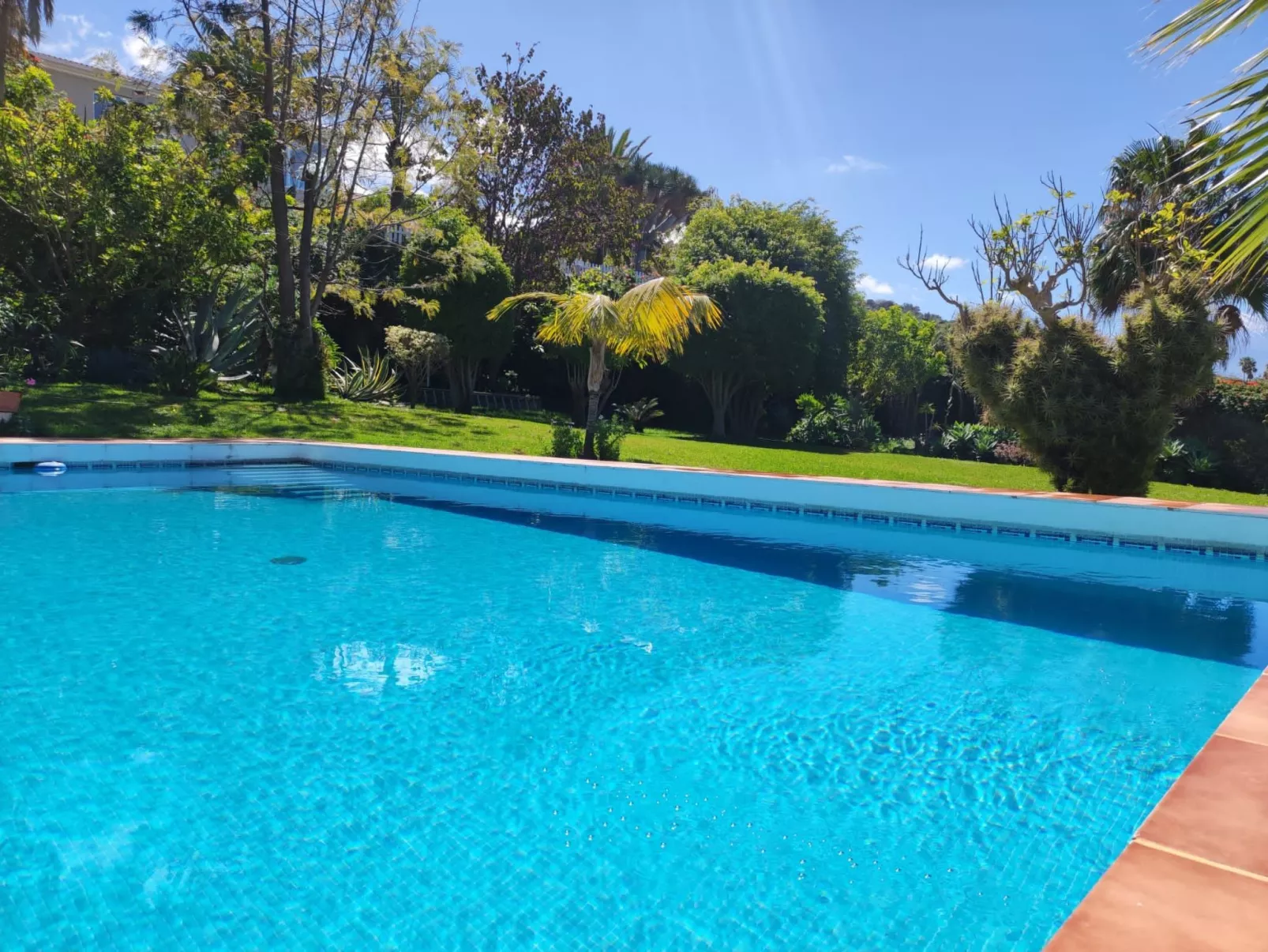 In El Sauzal mit Großem Pool und Meerblick - Image-tags.info