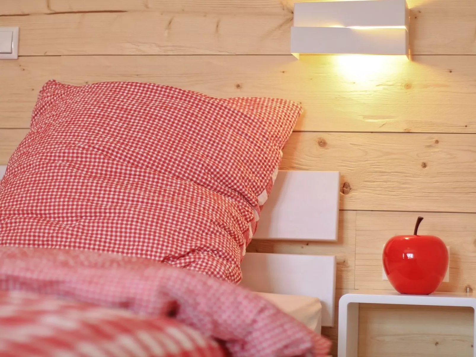 Dornröschen mit südseitigem Balkon-Image-tags.info