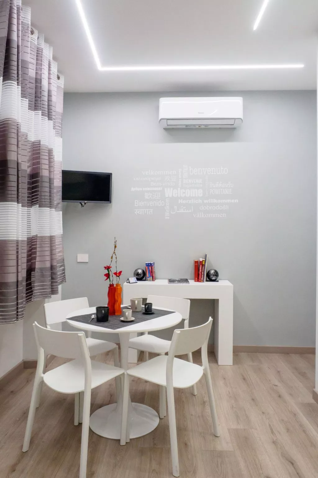 Plebiscito Home Holidays ... Im Herzen von Neapel ... nur 150 Meter von der zen - Image-tags.info