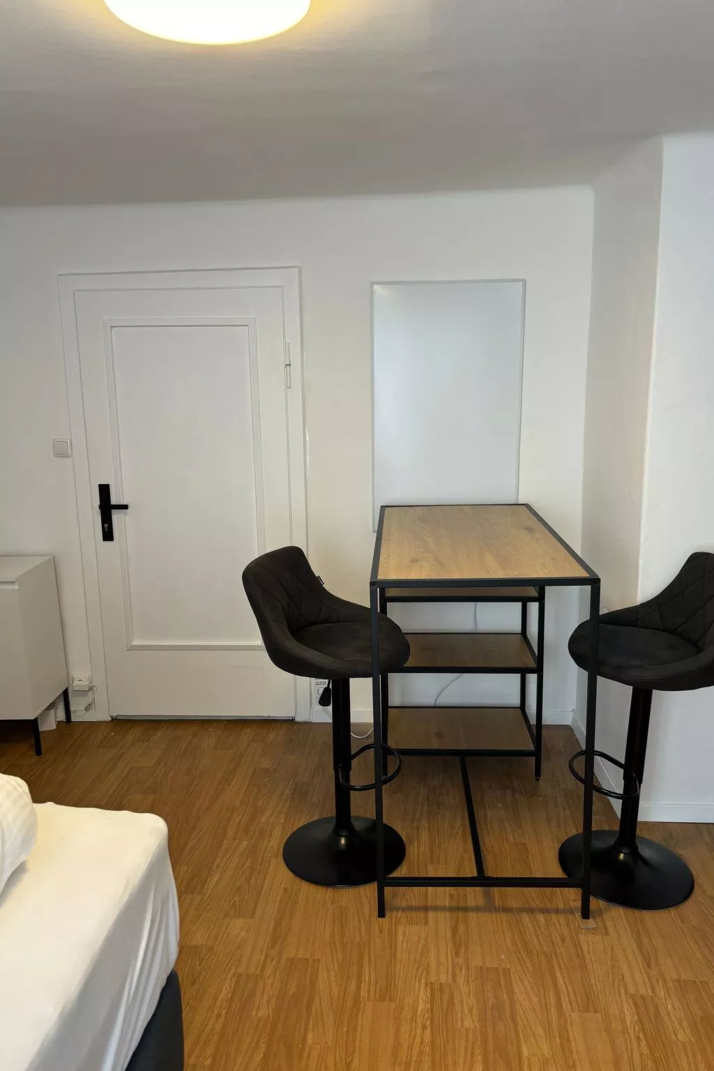 Studio in zentraler Lage - nur wenige Minuten zum See und Stadt - Image-tags.info