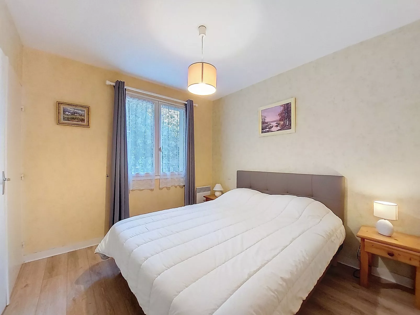 Les Alouettes - Drinnen