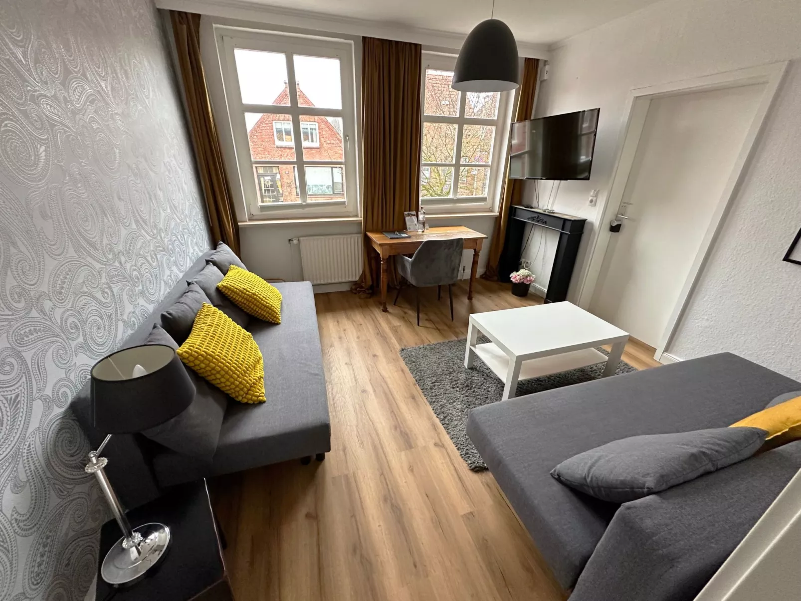 Mit eigener Terrasse - Image-tags.info