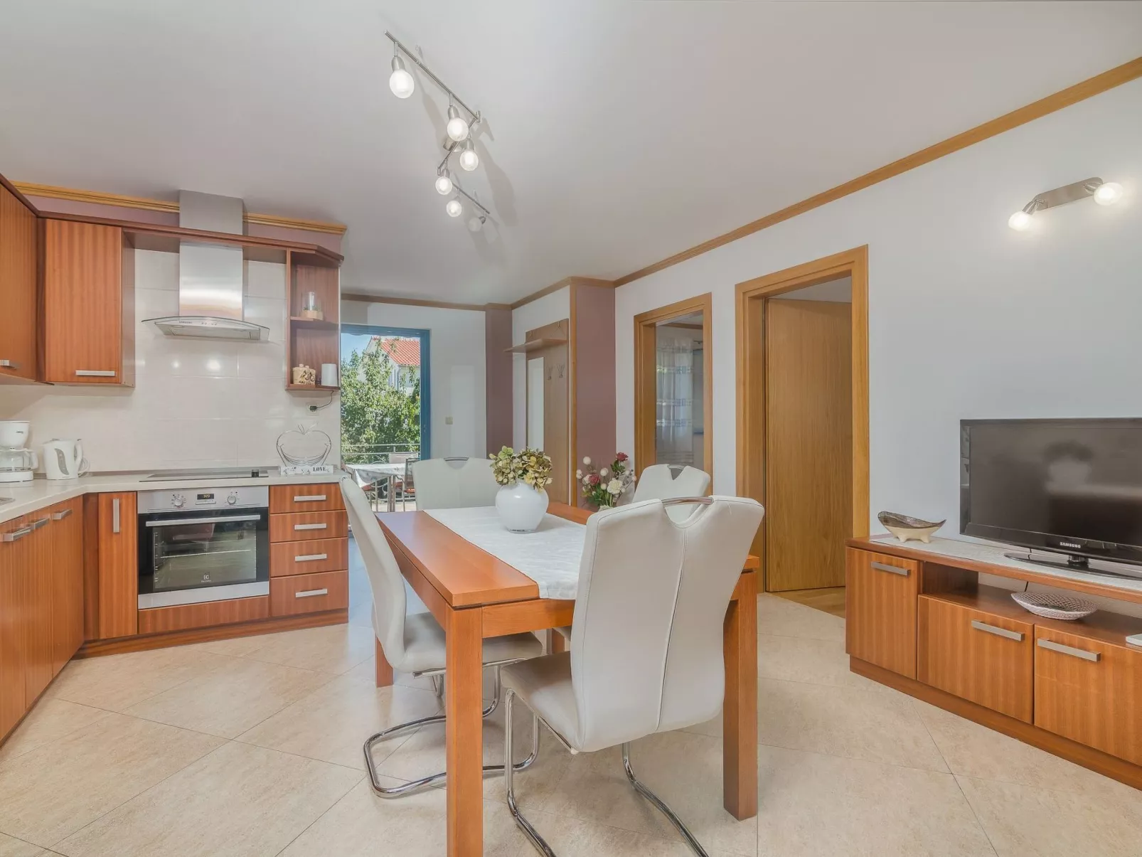 Bungalow Prendivoj - Image-tags.info