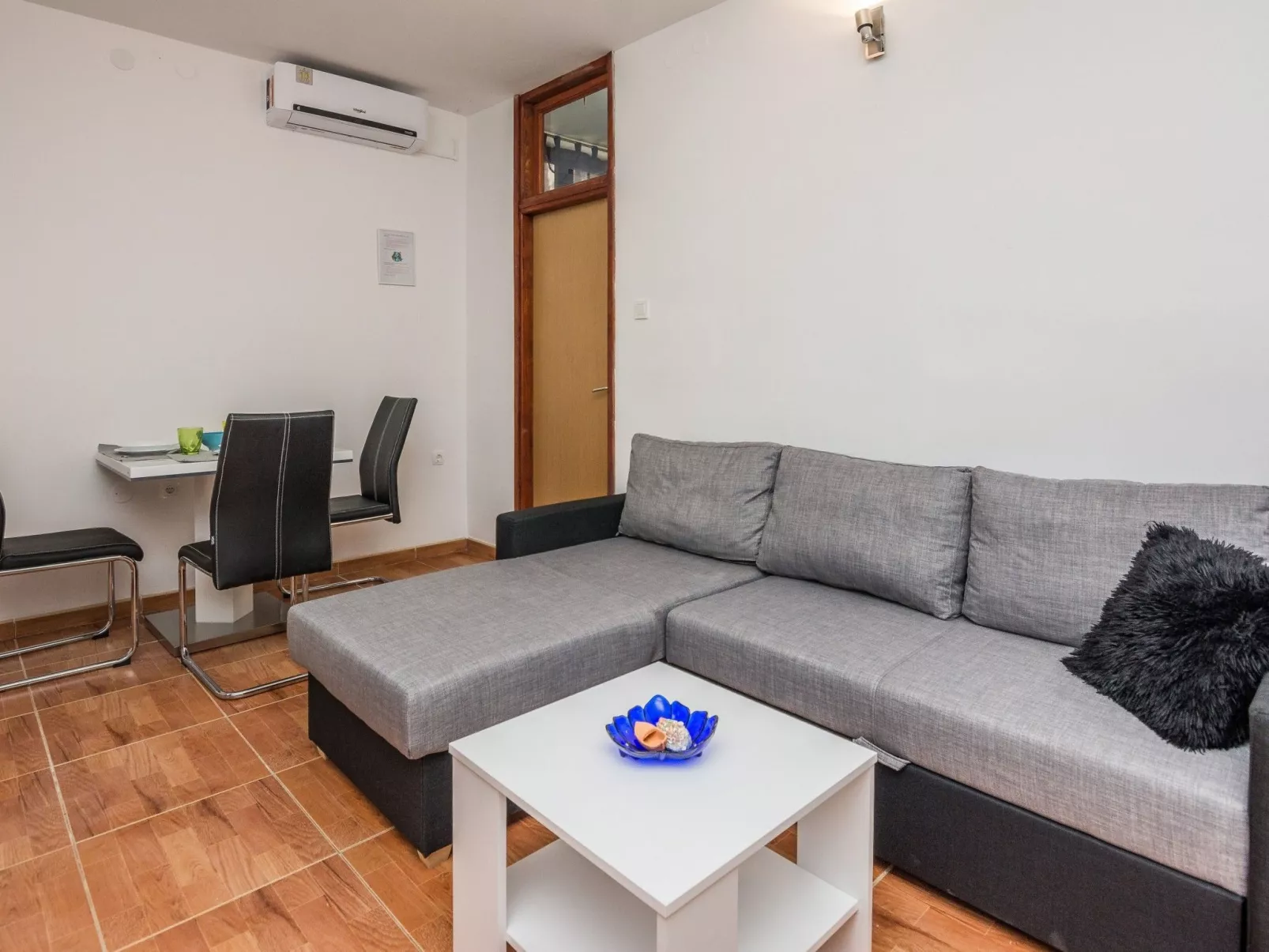 Apartment Bilic 1 - Image-tags.info