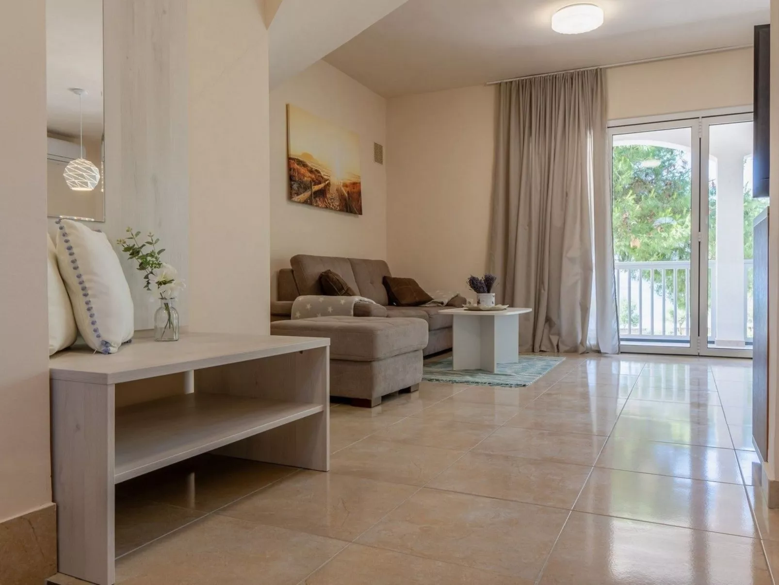 Apartment Sum mora 3 - Image-tags.info