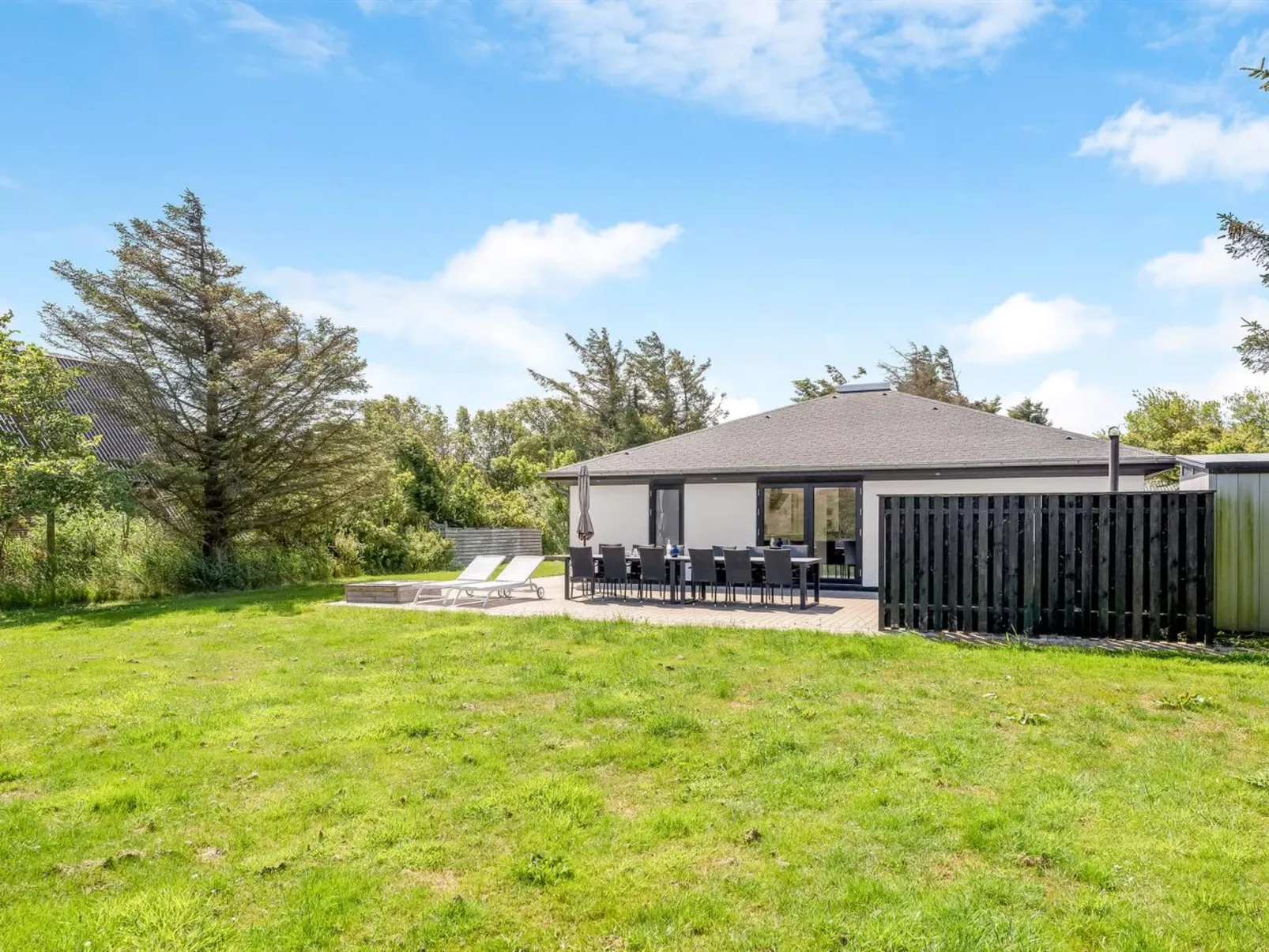 "Eerika" - 500m to the fjord - Draußen