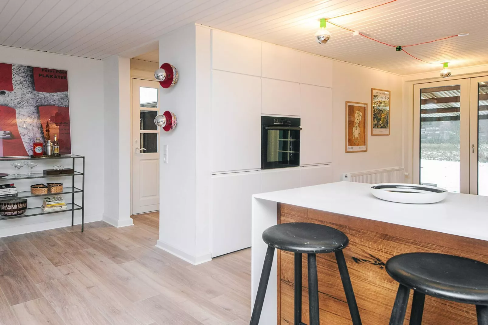 Nature Escape: Forest & Lake Access - Indoor