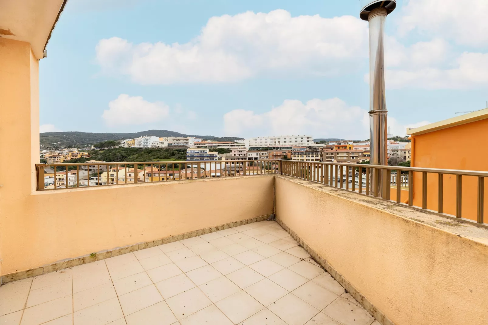 QUADRILOCALE CASTELSARDO CENTRO-Terrasse / balcon