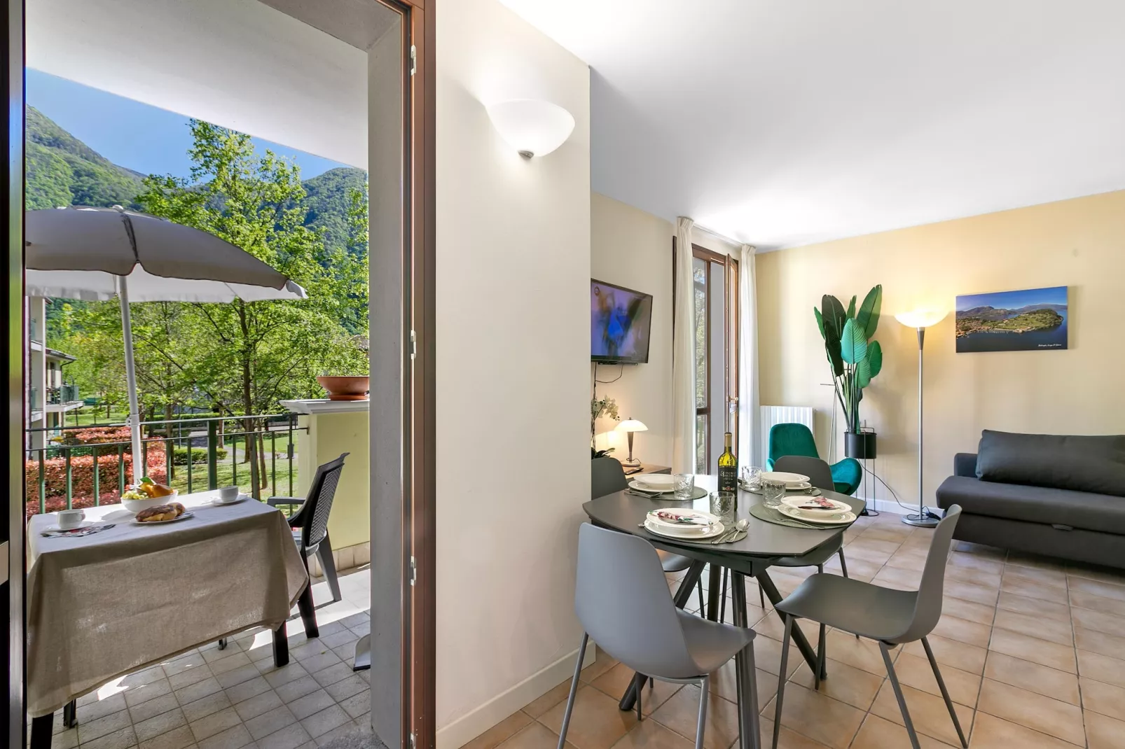 RESIDENCE PORTO LETIZIA - VILLAGE-TRILOCALE 6 PAX DELUXE 8229 - VGB6D - Living room