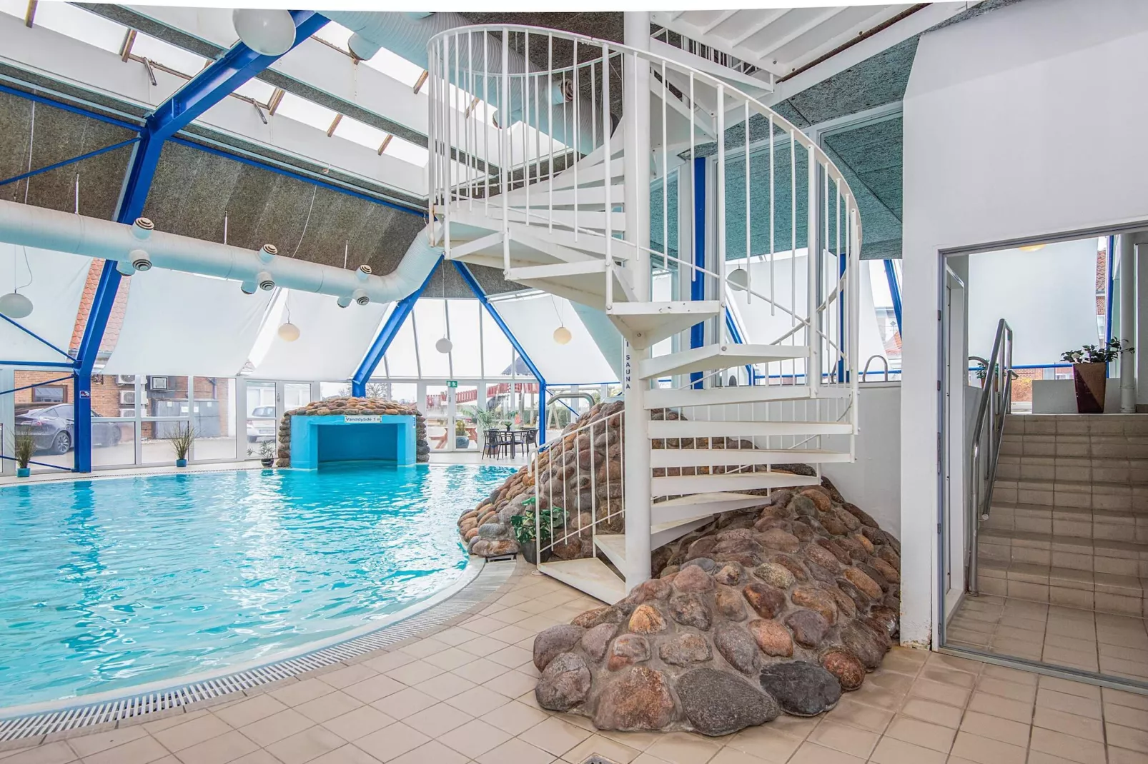 1 room w/seaview-Swimming pool