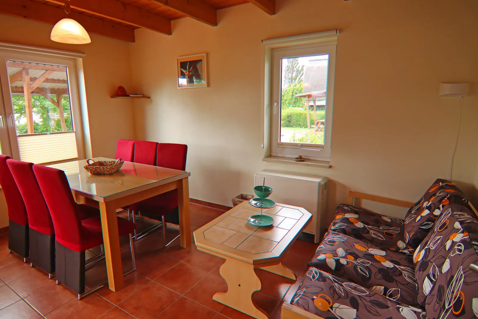 Strandnahes Ferienhaus Walter mit Meerblick-Salon