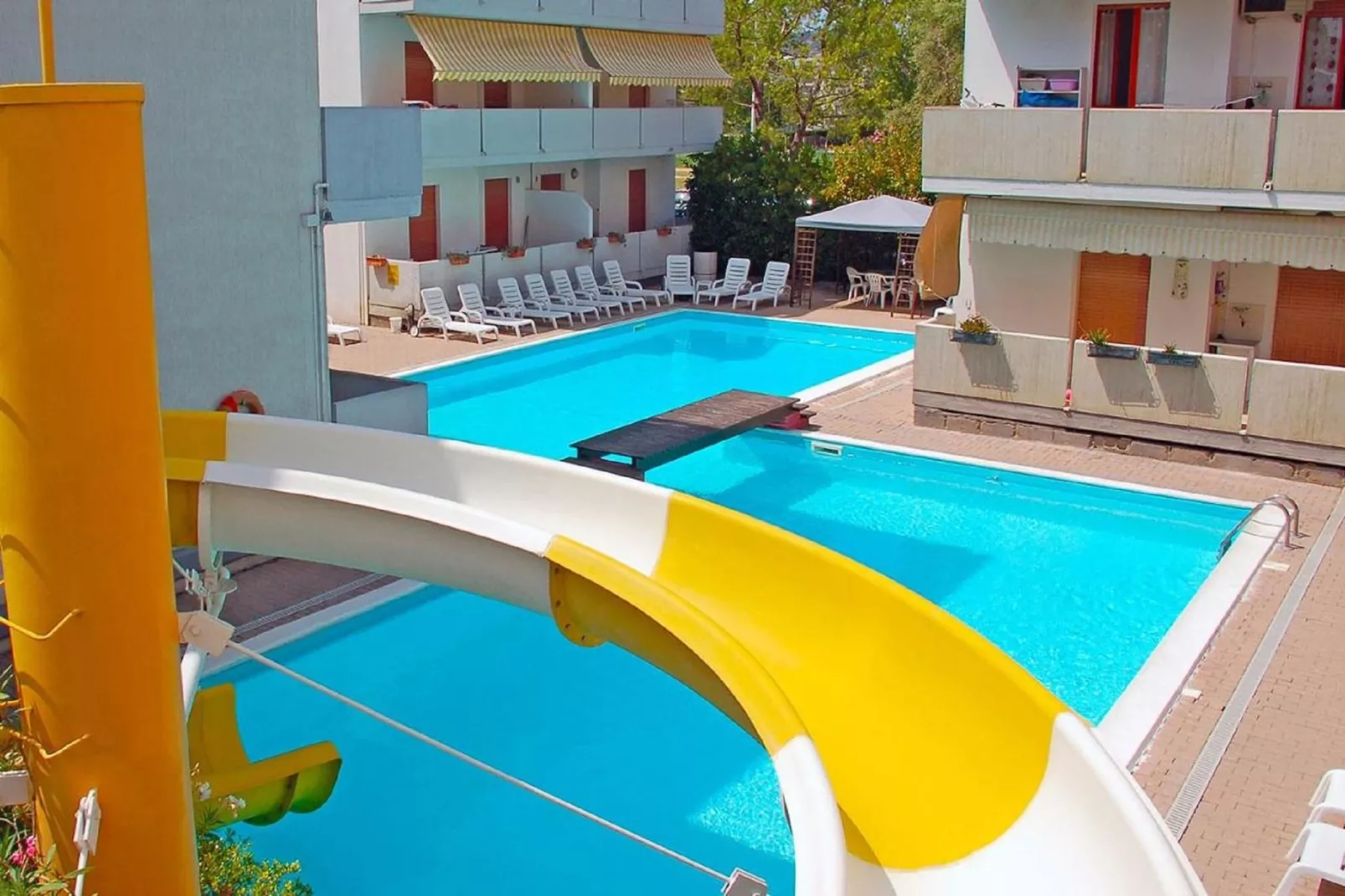 Holiday Club TRILO 6-Piscine