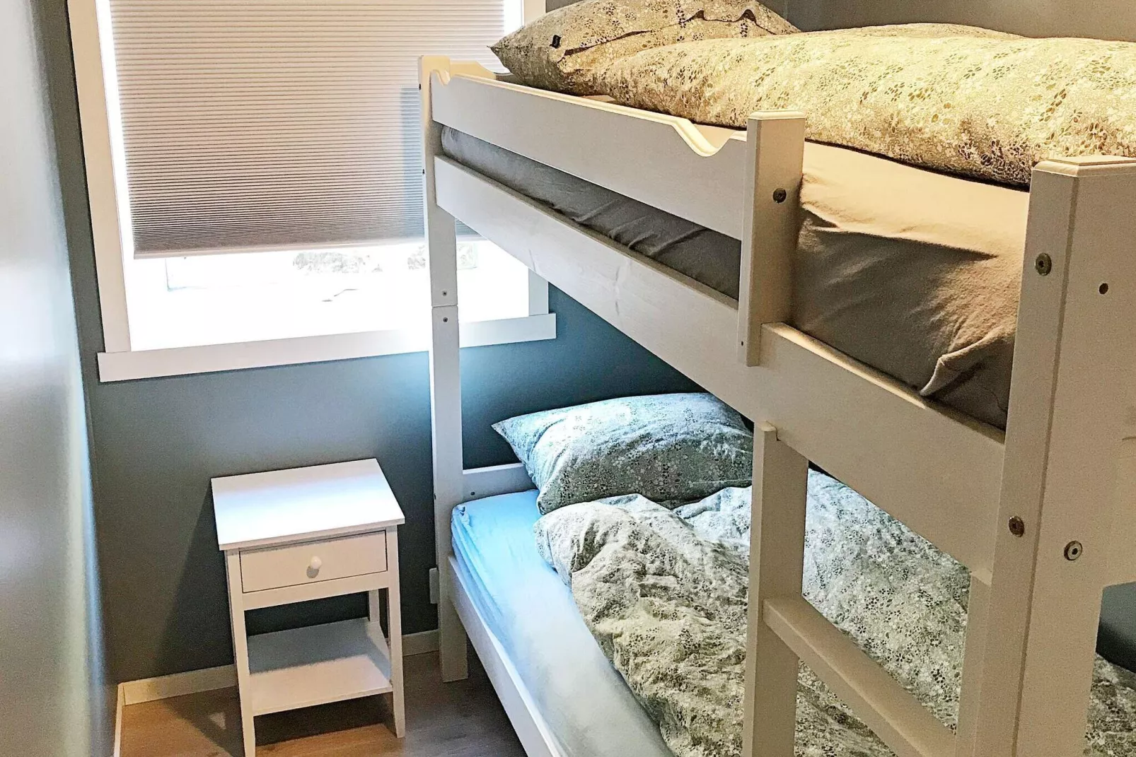 8 person holiday home in Urangsvåg-Indoor