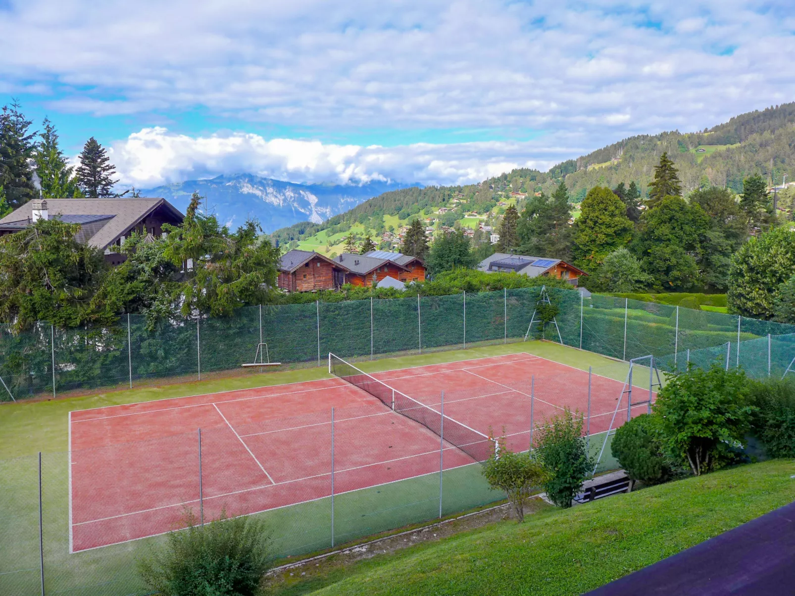 Grand Hôtel A18 - Dehors