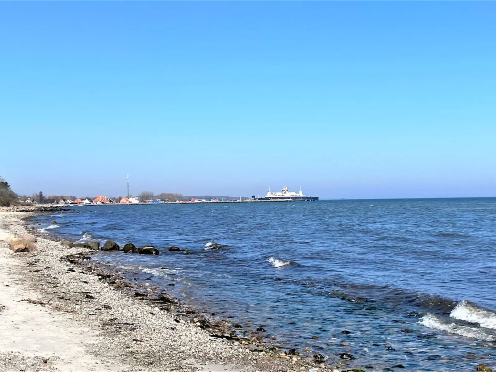 "Flicka" - 275m from the sea-Draußen