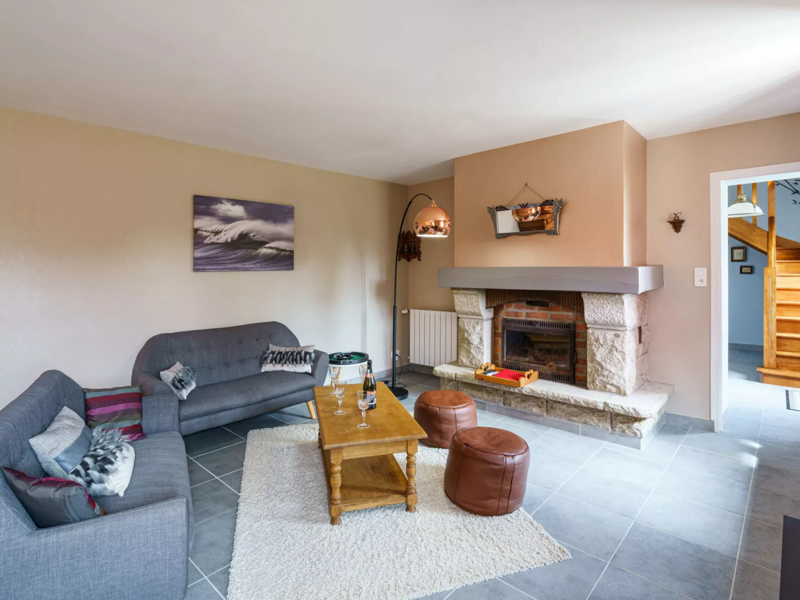 Les Volets Rouges - Drinnen