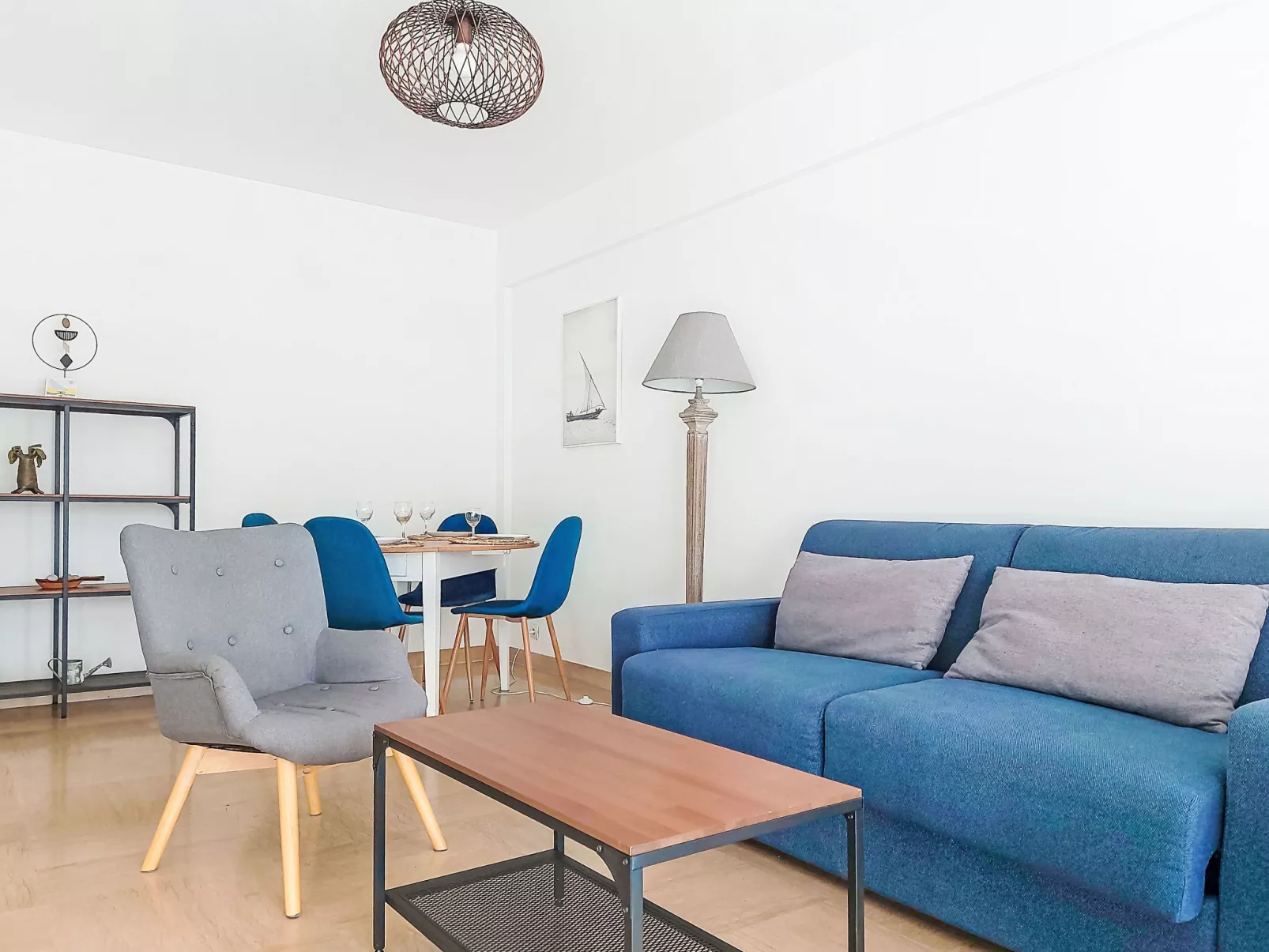 Le Clos tranquille-Drinnen