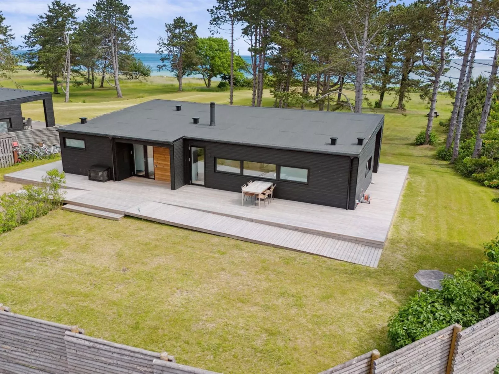 "Herlugh" - 10m from the sea - Draußen