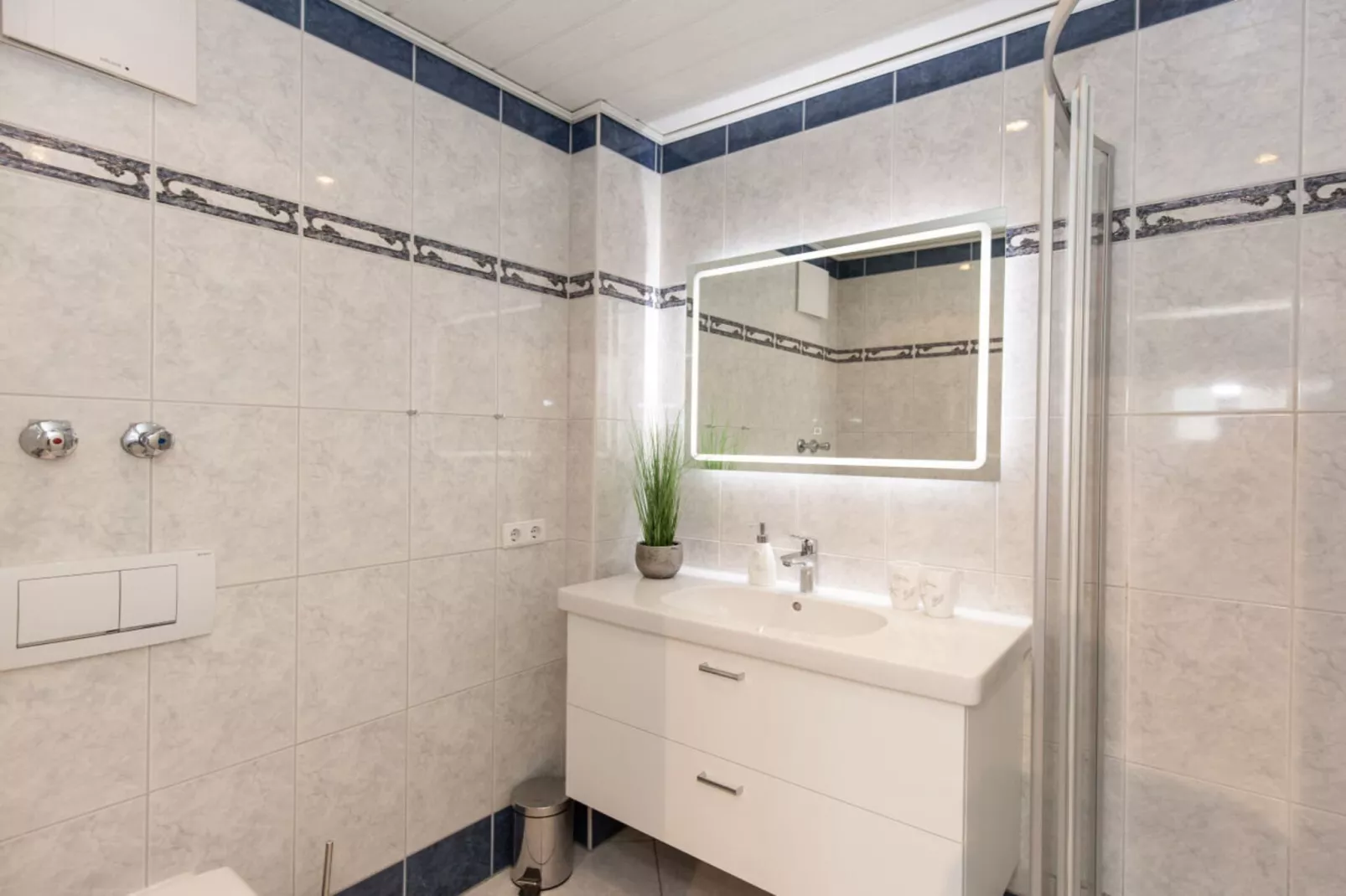 387107-Salle de bain