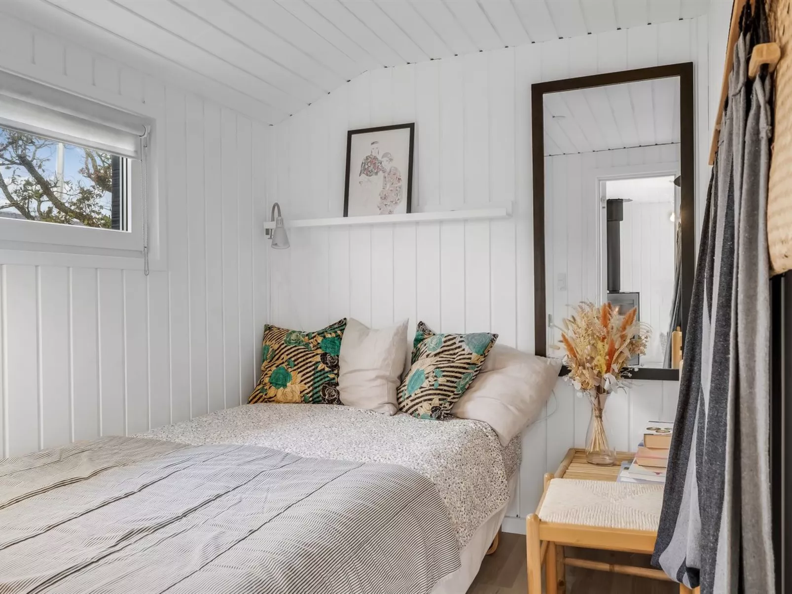 "Kielo" - 200m to the fjord-Drinnen