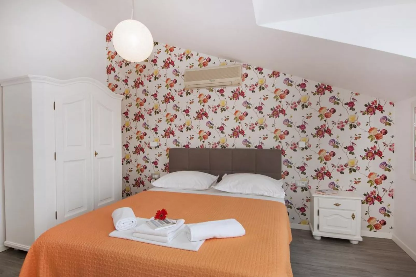 Apartments Villa Angela - Studio Apartment with Balcony and Sea View (Dajana) - Chambre