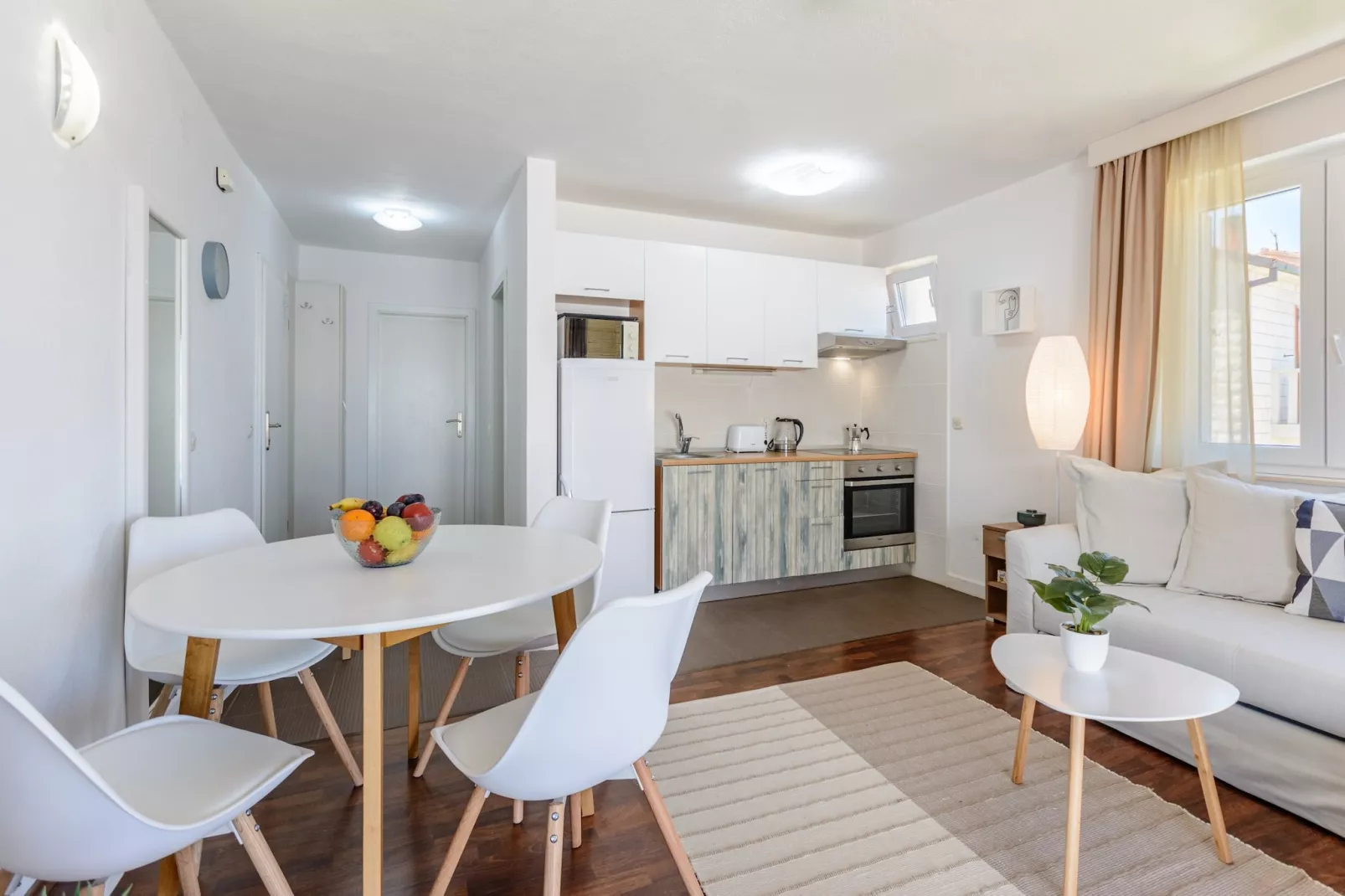 Sunset view apartment - One bedroom apartment with balcony and sea view-Kitchen