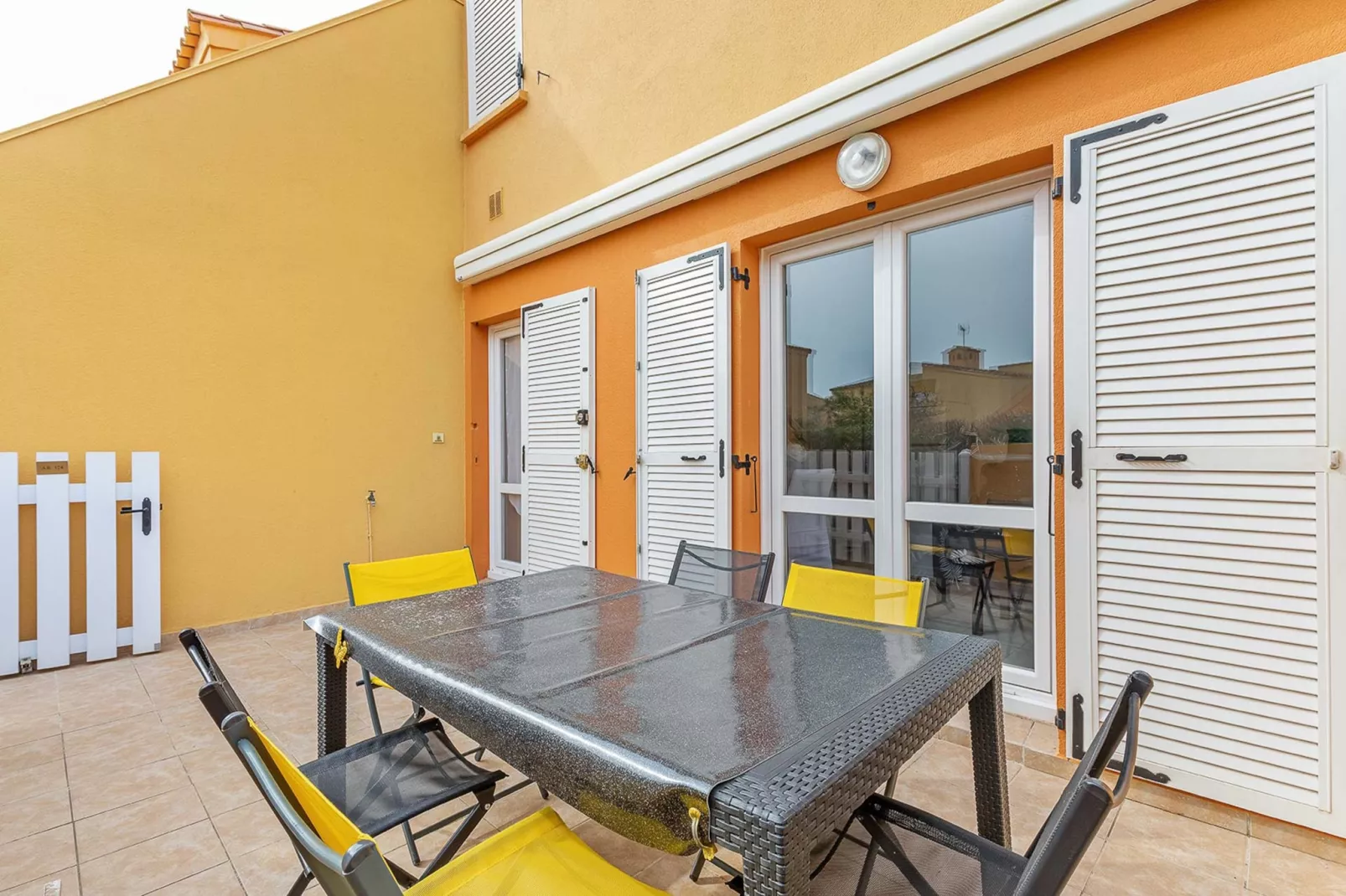 Les 4 Soleils N°174 - 2P4 - Im Freien