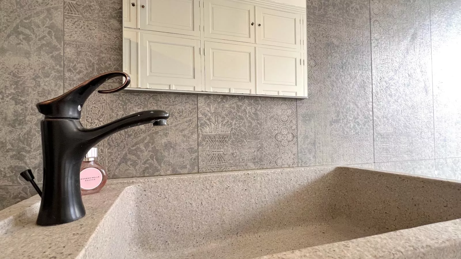 La Maison Bleue petite - Ambiance