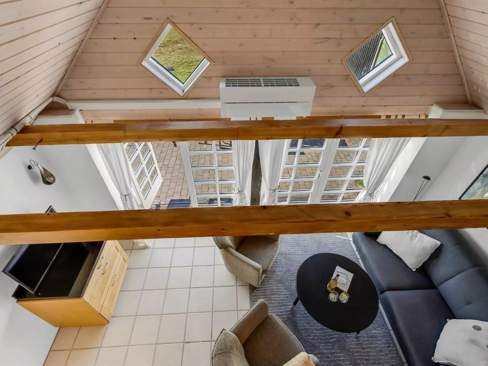 "Ronja" - 1.3km from the sea-Drinnen