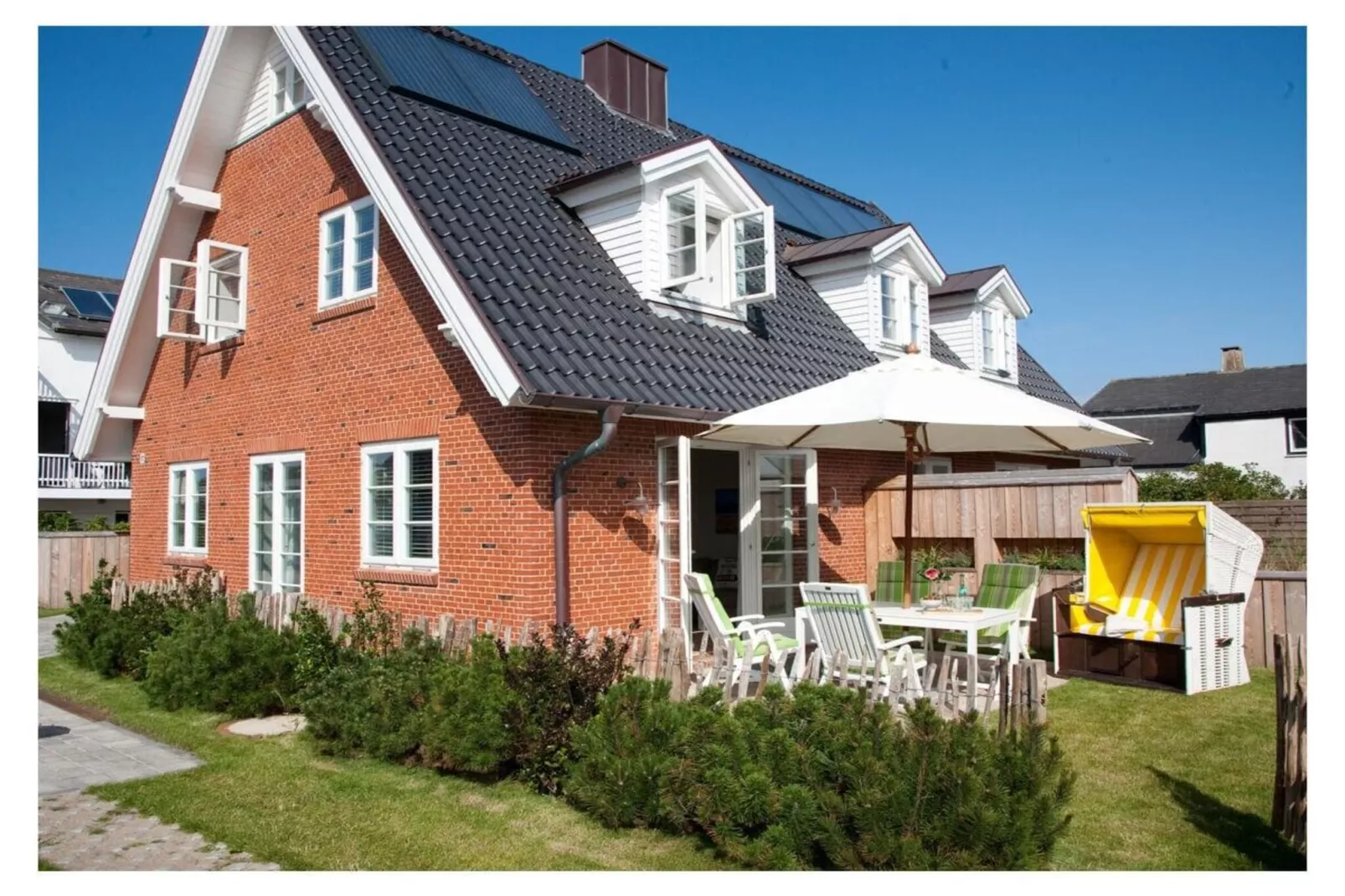 53102-Außenbereich Sommer