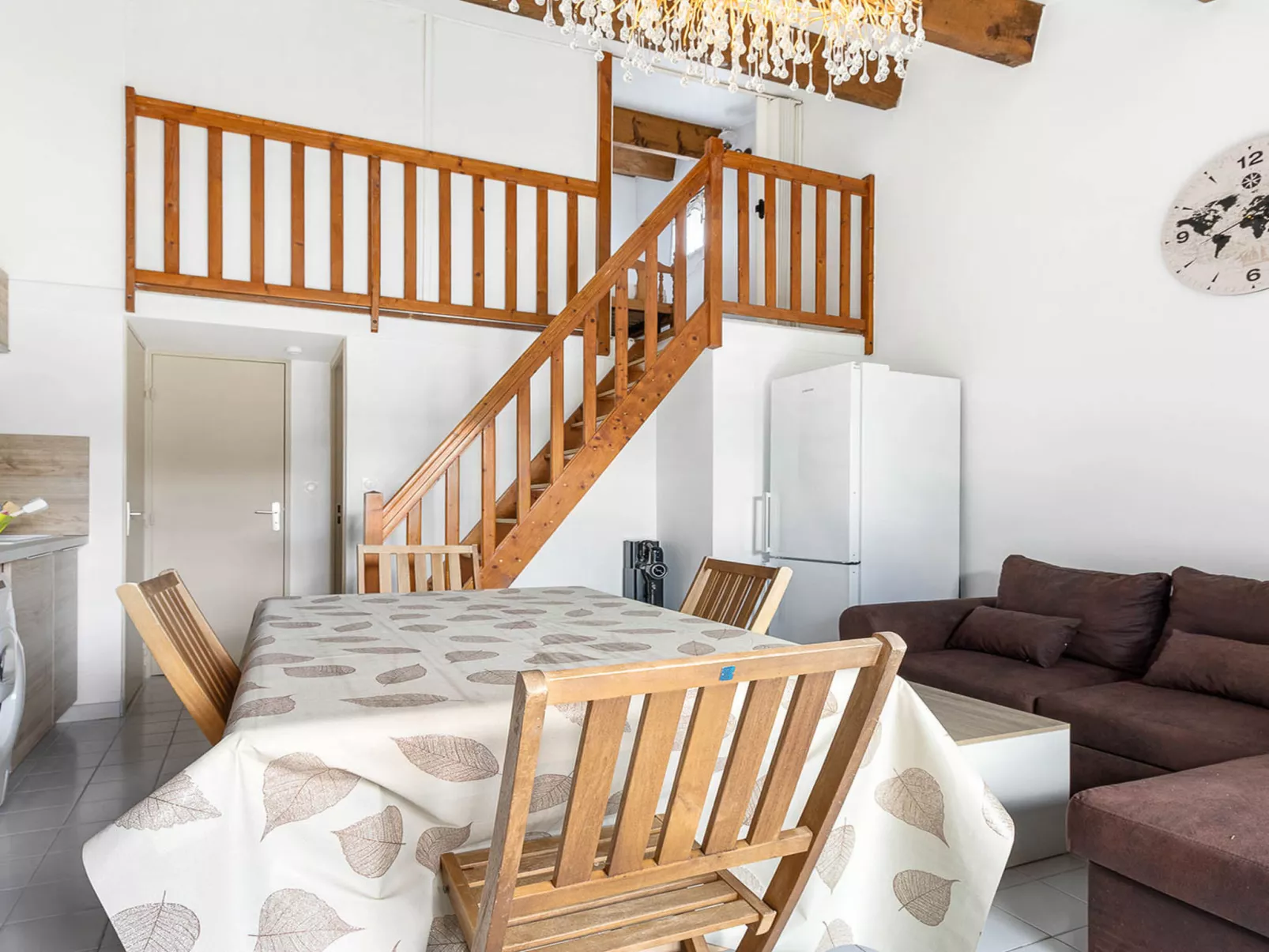 Les Ondines 2 - Inside