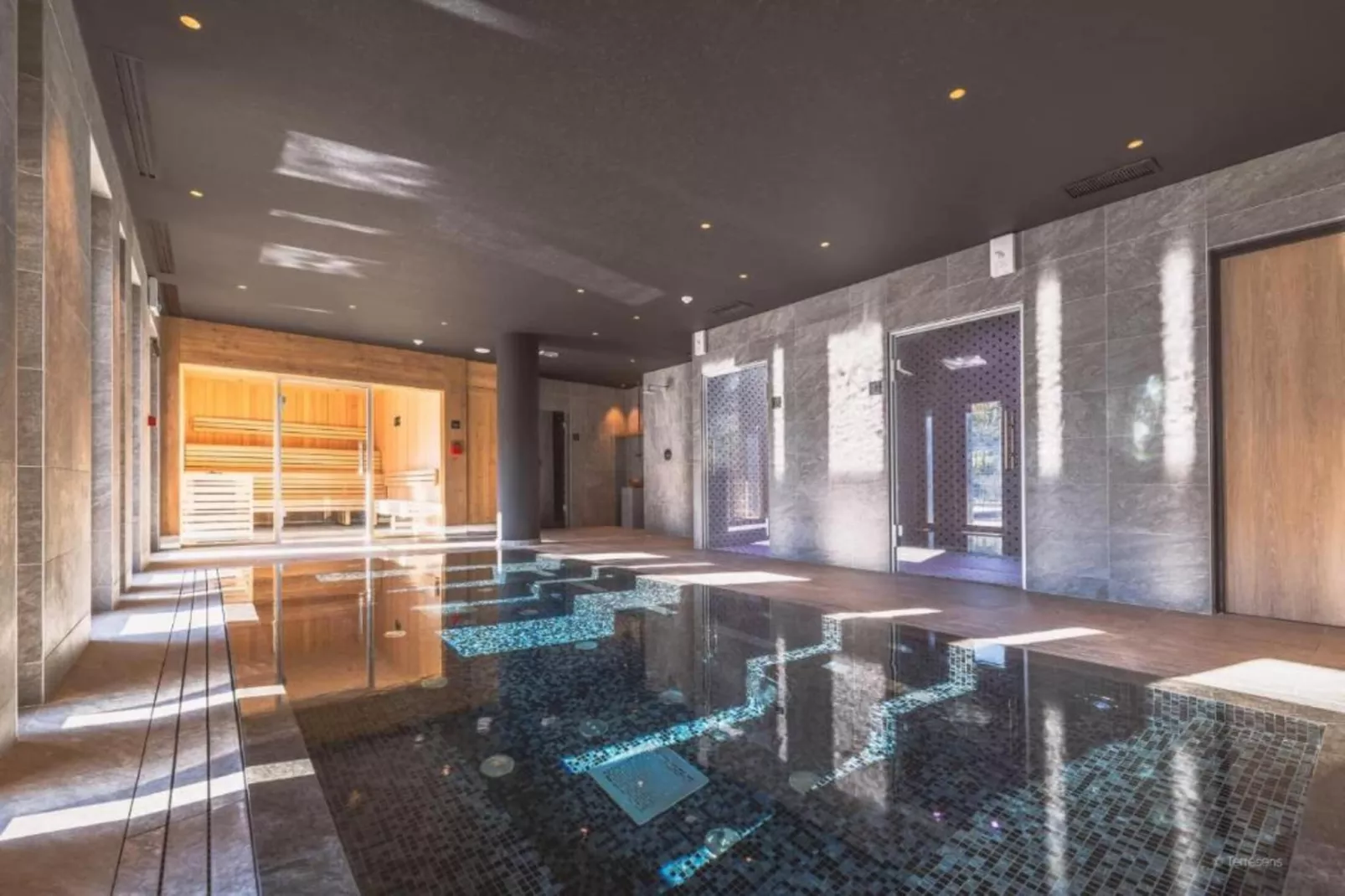 Residence L’ÉCLAT DES VÉRIAZ S12S-Swimming pool