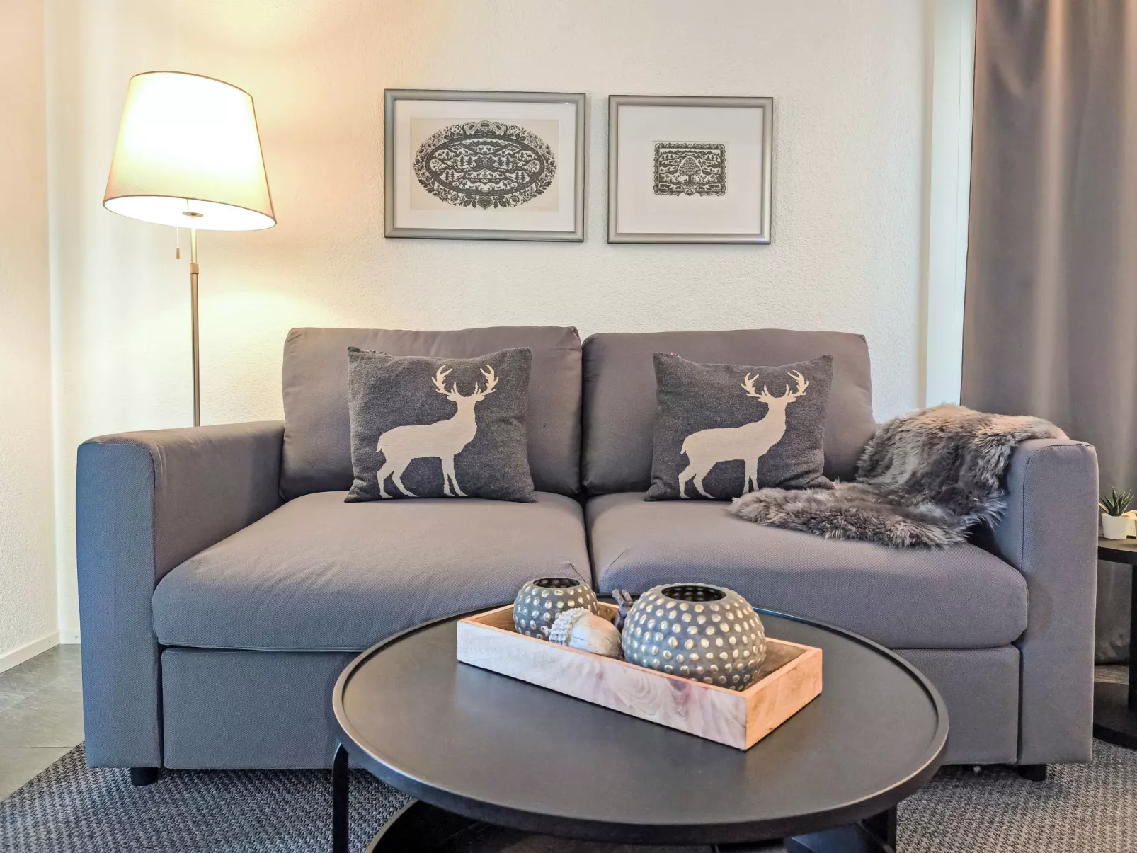 Silence, Apt. P - Dedans