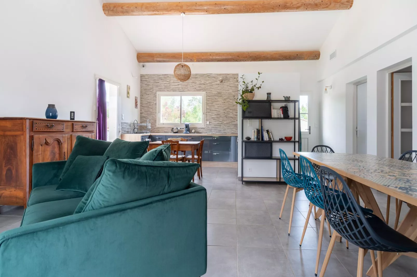 La Calade-Living room
