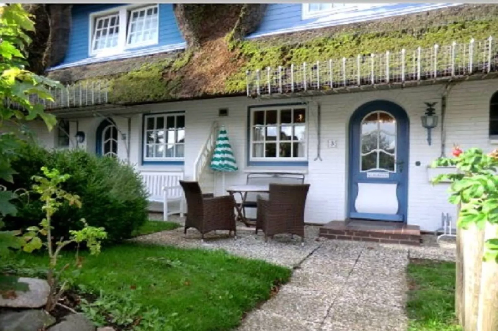 130408-Exterior in summer