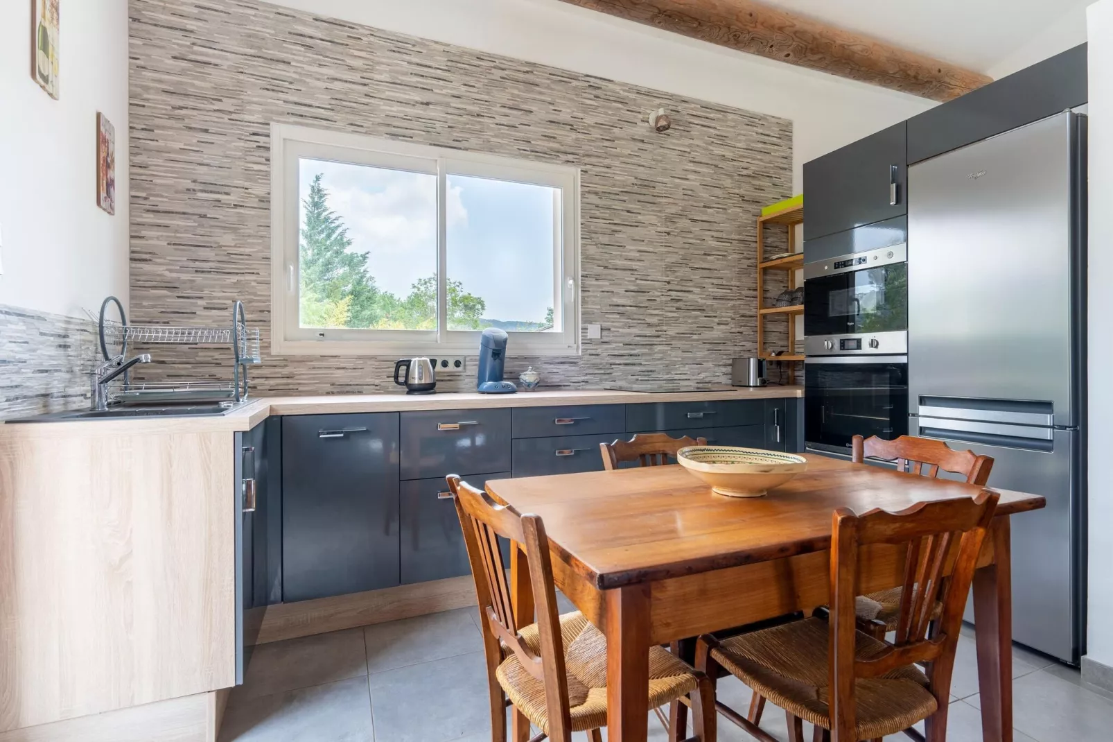 La Calade-Kitchen