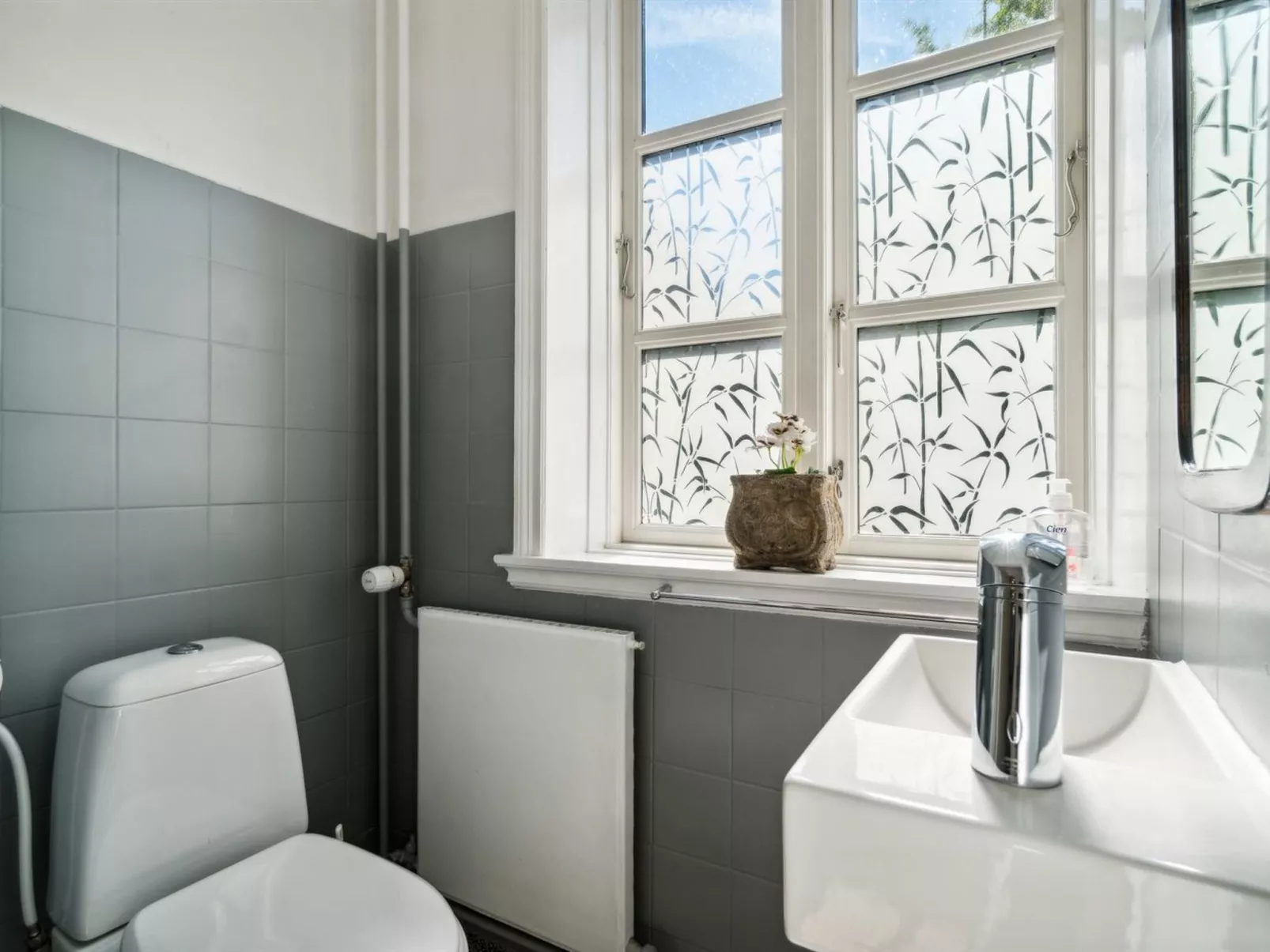 "Tuva" - 3.6km from the sea-Inside