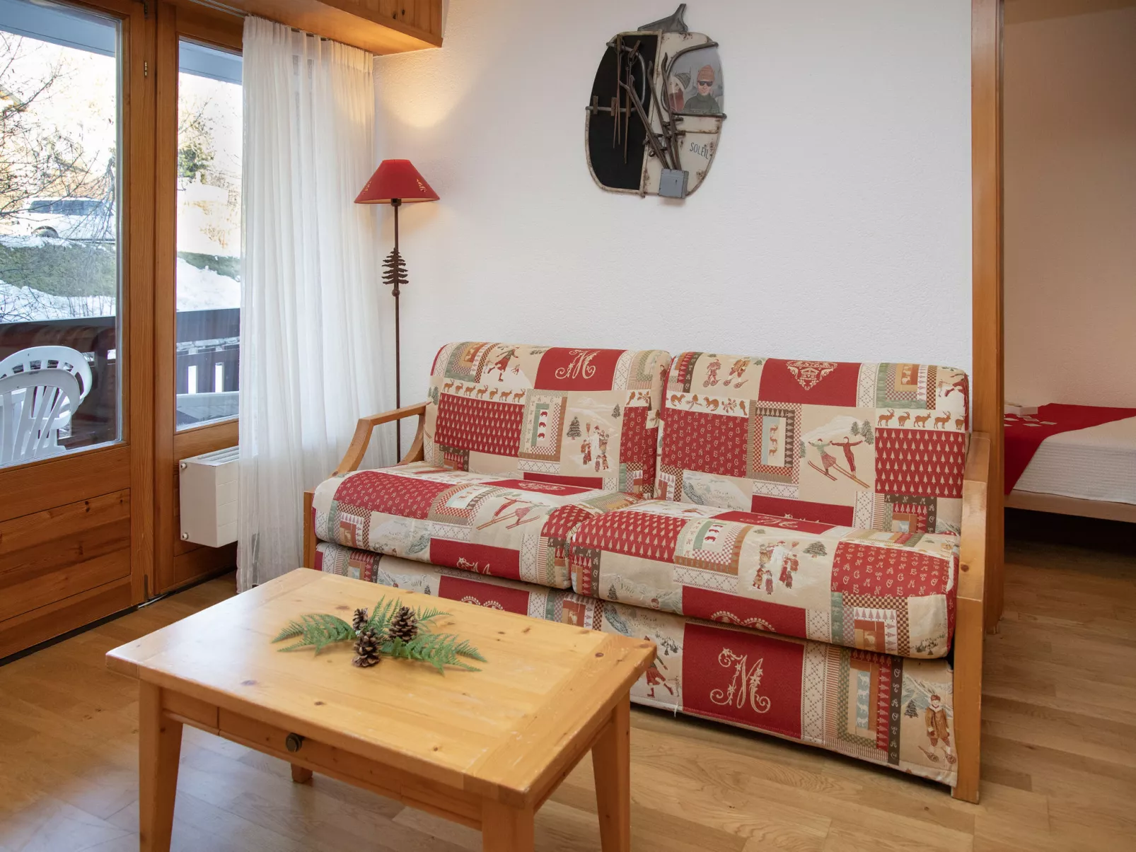 Eaux-Vives 205-Inside