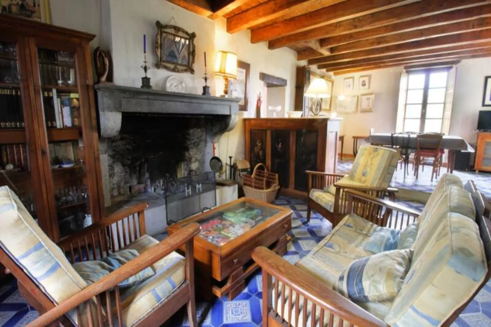 Maison De Charme Ancienne Entre Lacs Et Rh&ocirc;ne-Non tagué