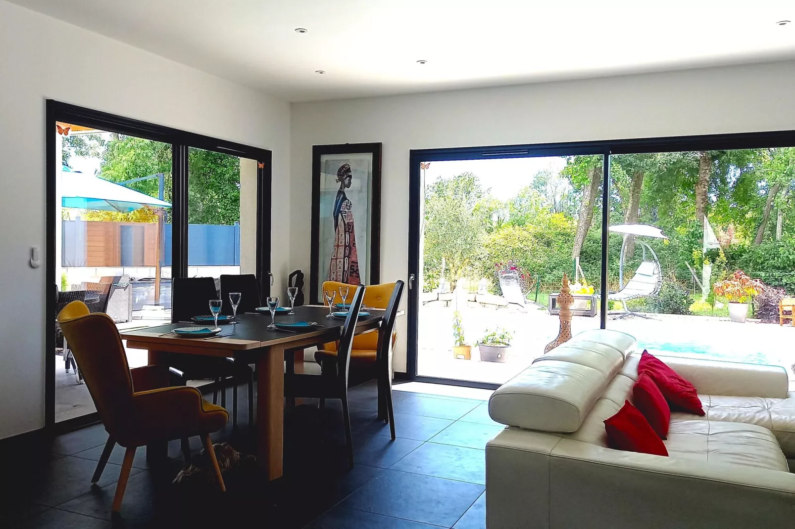 Holiday home with private pool Margaux Cantenac-Living room