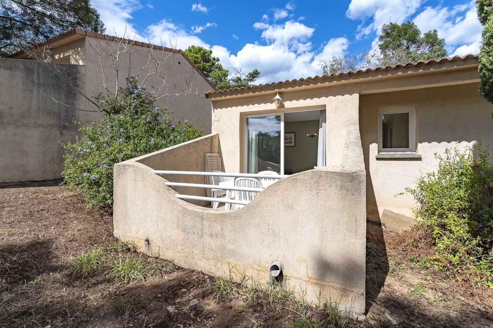 Lisa Maria D N°38 - 2P5-Extérieur été