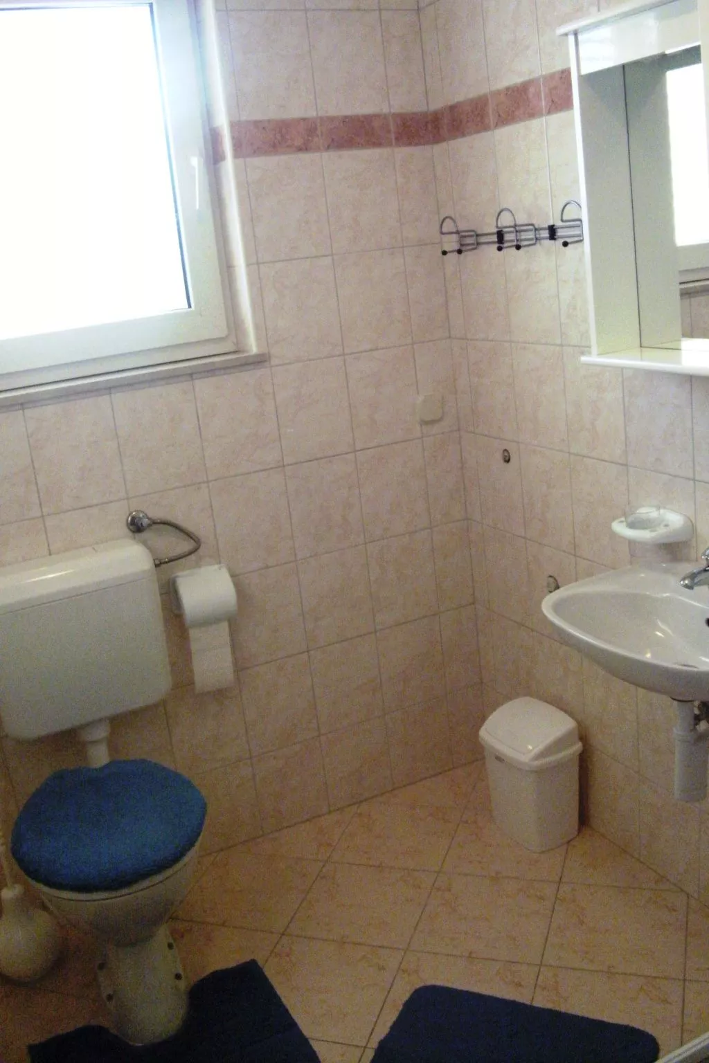 Appartement mit Blick auf das Wasser-Dedans