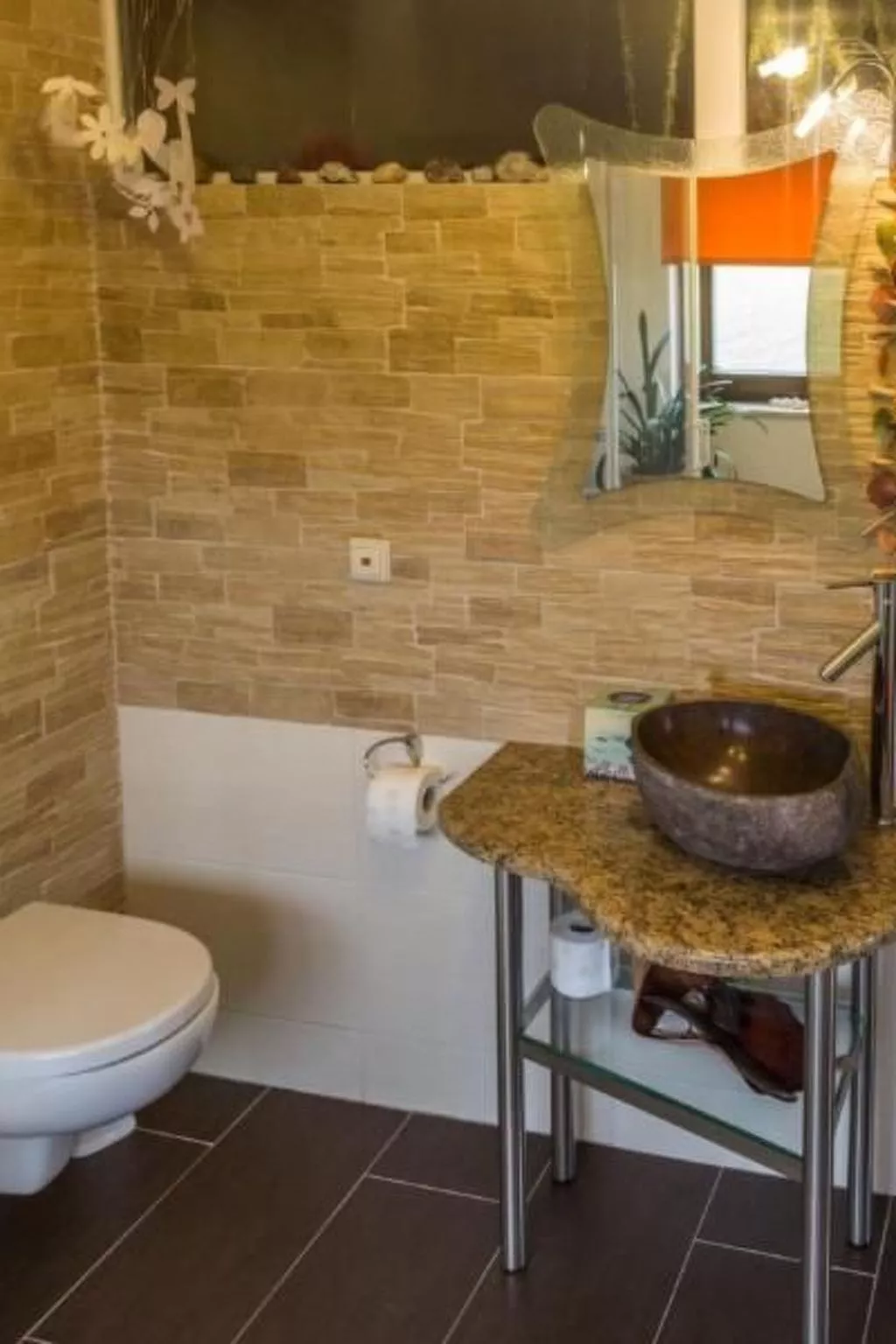 Mit Fasssauna-Dedans