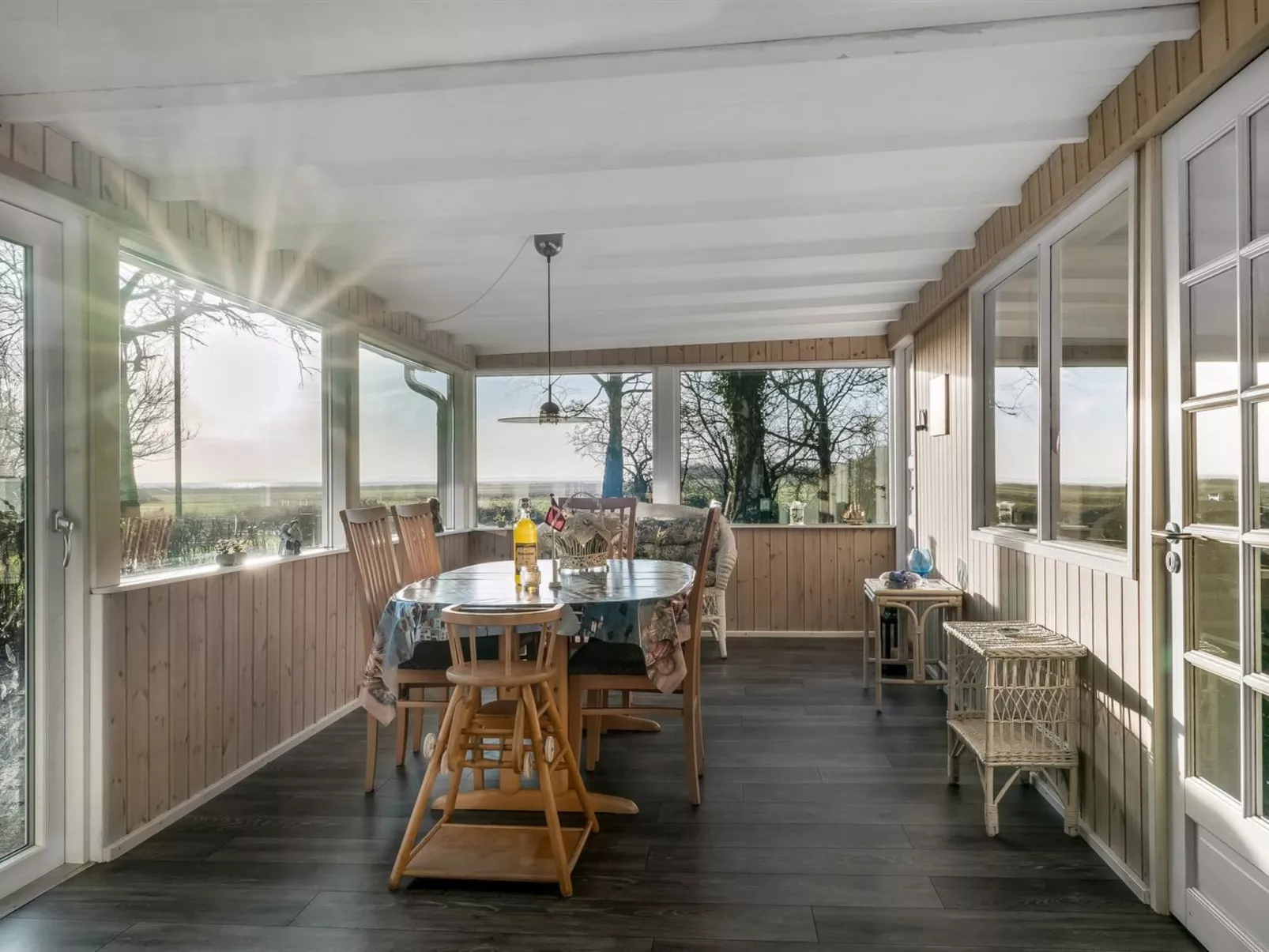 "Kaj" - 170m to the fjord-Inside